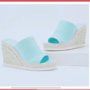 Vince Camuto Suede Heeled Mule-Brissia xx